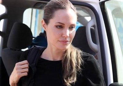 انجلينا جولي بدون ملابس Angelina Jolie