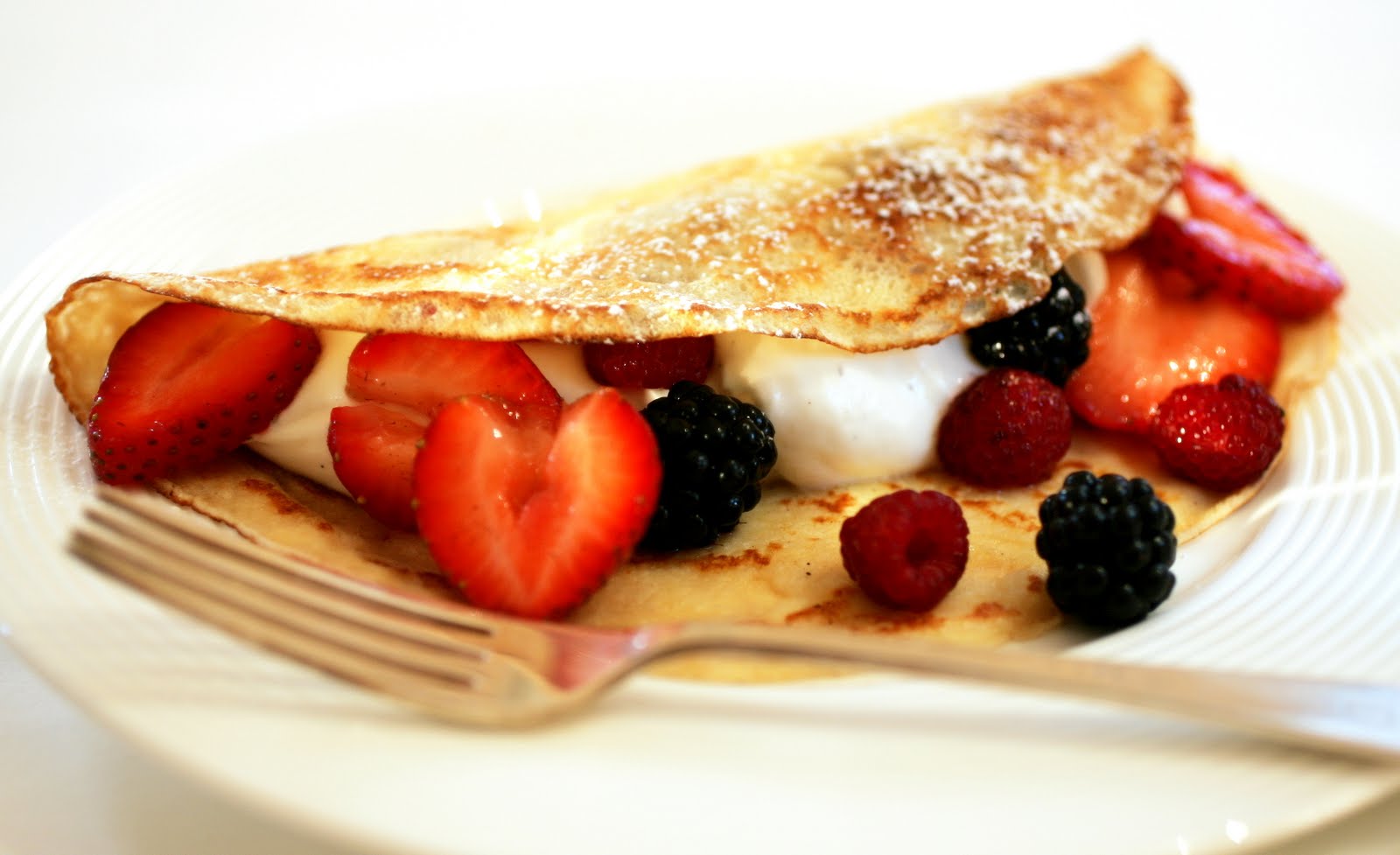 Http://Kolwoshkor-Com/Wp-Content/Uploads/2014/05/Berry-Crepe-Swipelife-3-Jpg