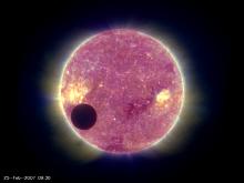 ملف:Moon Transit Of Sun Large-Ogg