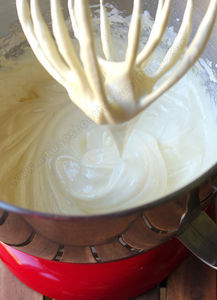 كيفية عمل الكيكة الاسفنجية بالصور تحضير الكيكة الاسفنجيه